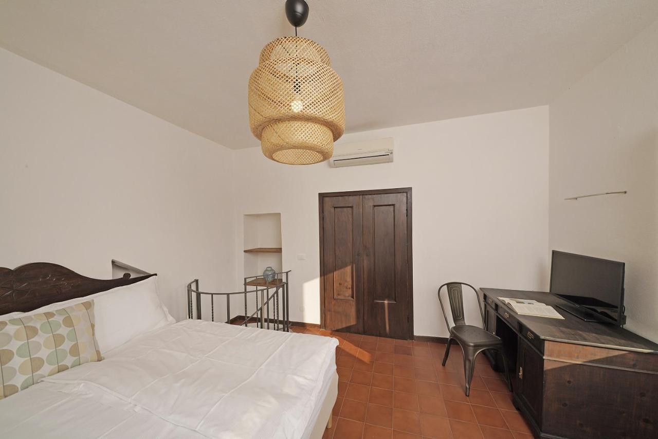 Bouganville * Toscolano Maderno