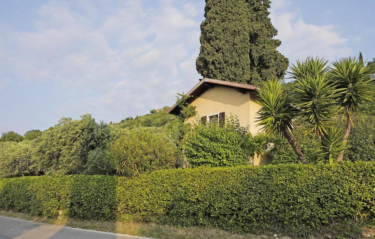 Bouganville Villa *